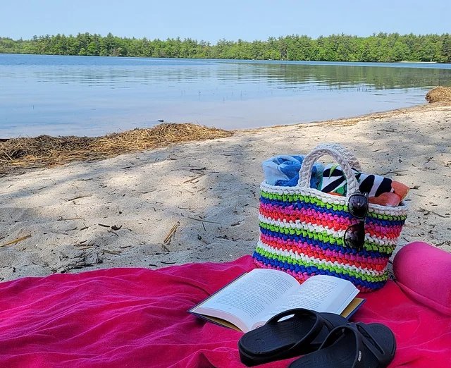 Free crochet ocean breeze tote patterns