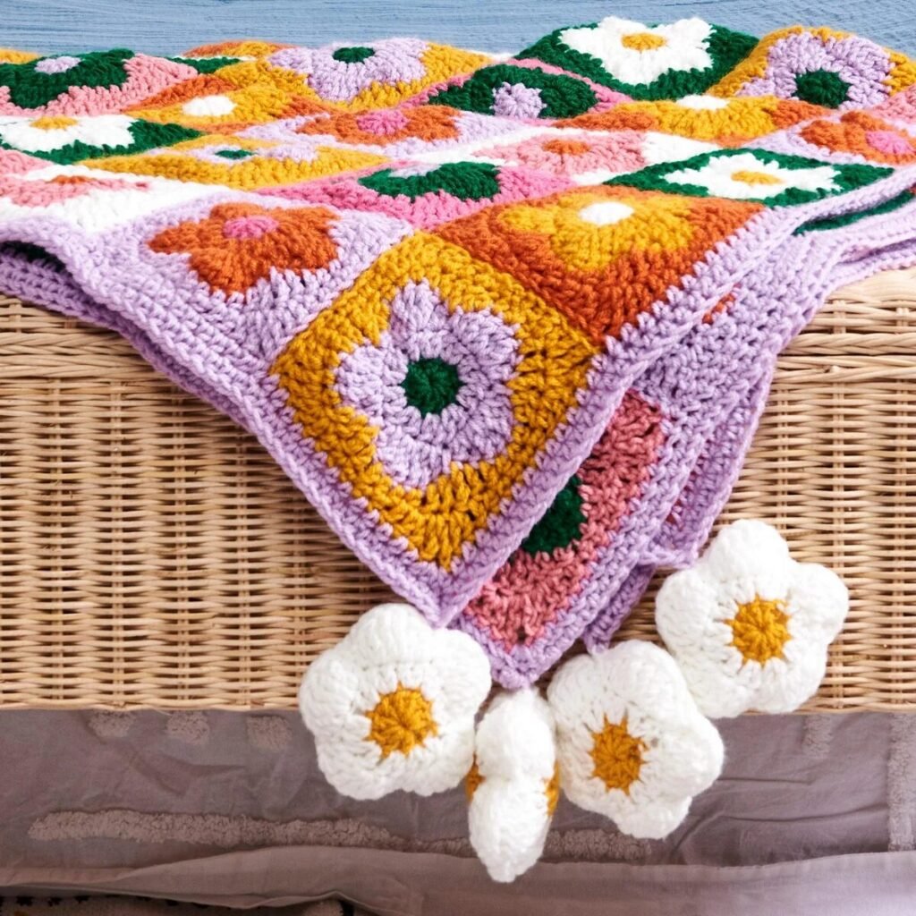 Free Crochet Blanket with Flowers Patterns