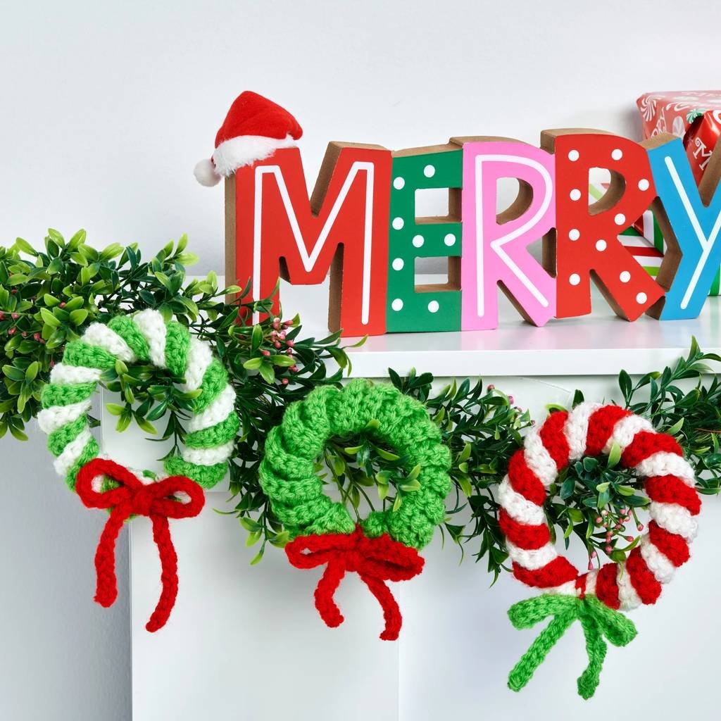Easy Christmas Crochet Patterns for Beginners