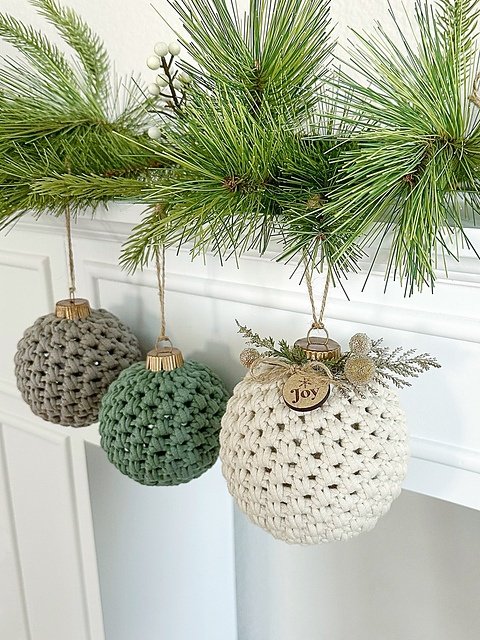 Free Christmas Crochet Patterns
