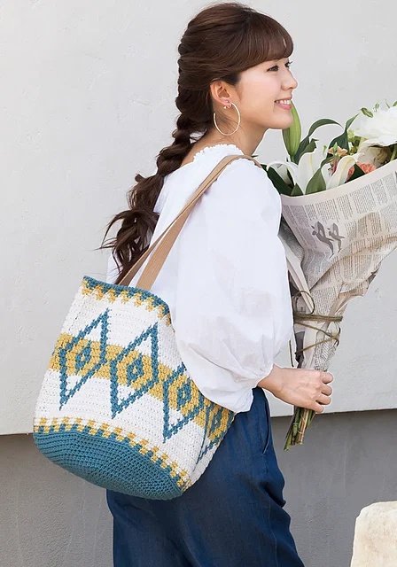 Free Crochet Diamond Tote Patterns