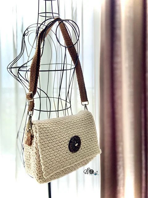 Free crochet messenger bag patterns