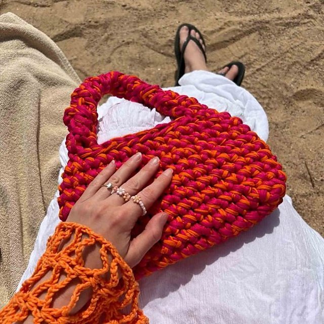 Free crochet t-shirt yarn handbag patterns
