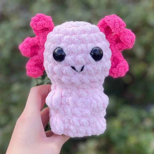 Free no-sew amigurumi crochet axolotl patterns
