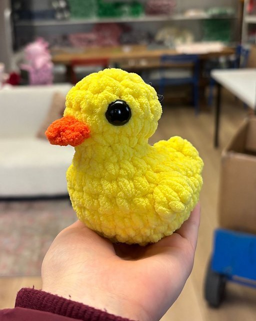 free no-sew amigurumi crochet duck patterns