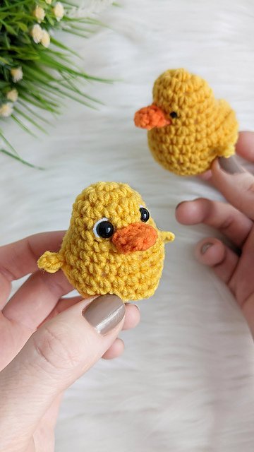 free no-sew amigurumi crochet duck patterns