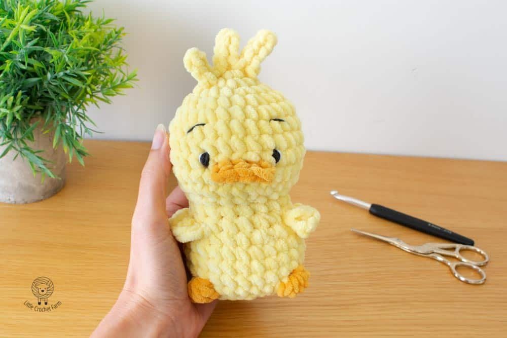 free no-sew amigurumi crochet duck patterns